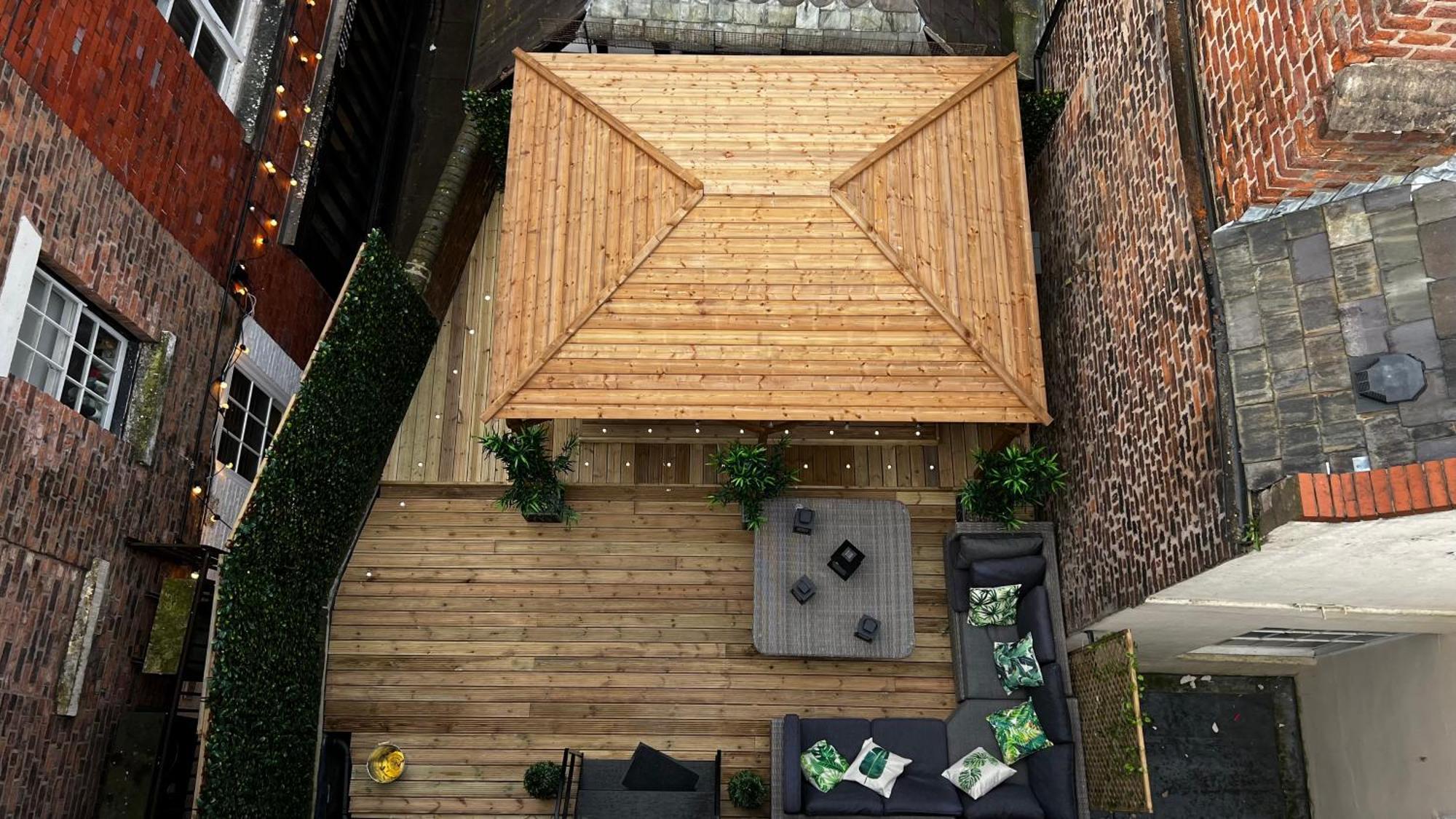 Romance On The Rows - Hot Tub City Centre Chester Exteriör bild